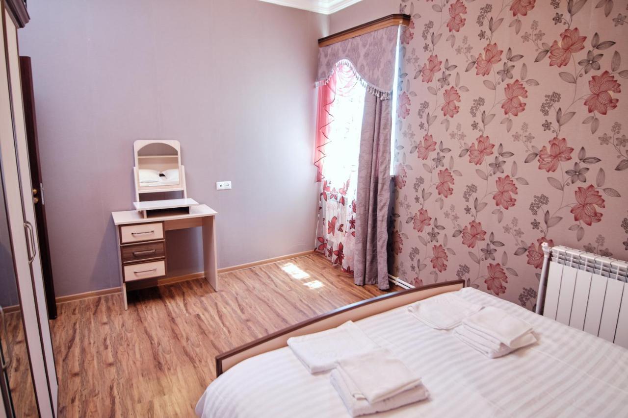 Ro Metro Aparthotel Gjoemri Buitenkant foto